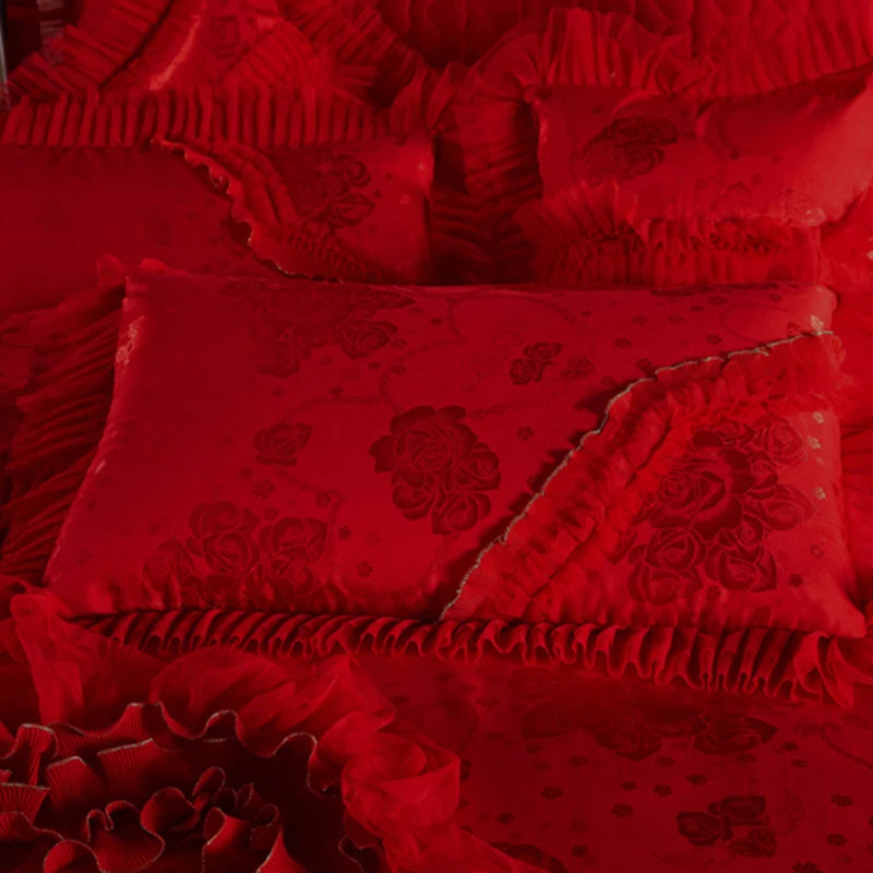 Parure de Lit Satin Jacquard Rouge — Édition Royale Romantique