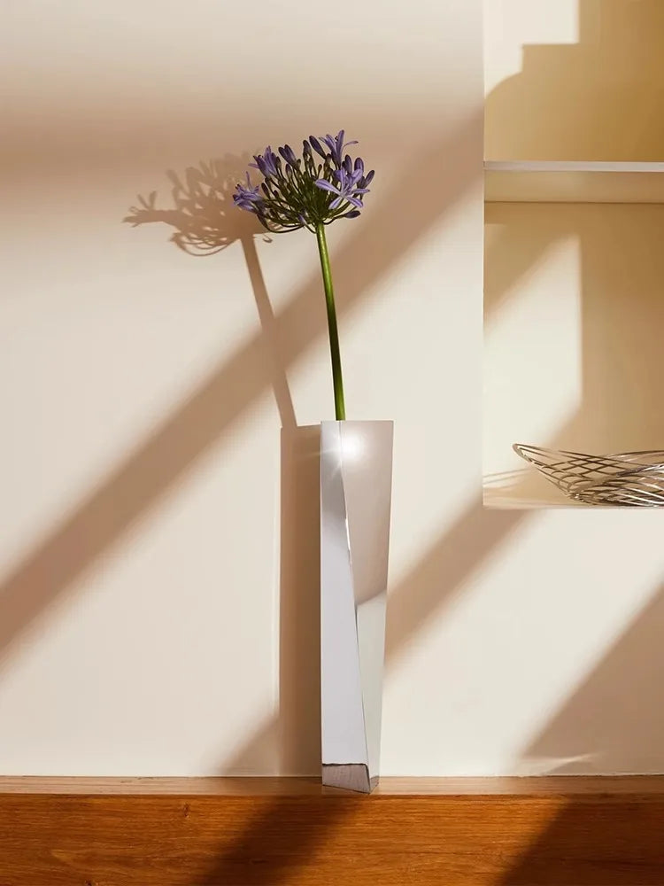Vase de Sol en Acier Inoxydable Spirale — Design Luxe Minimaliste